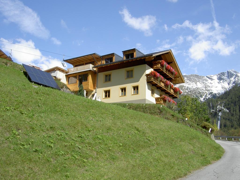 Gastehaus Hanser Kals-am Großglockner Buitenkant foto