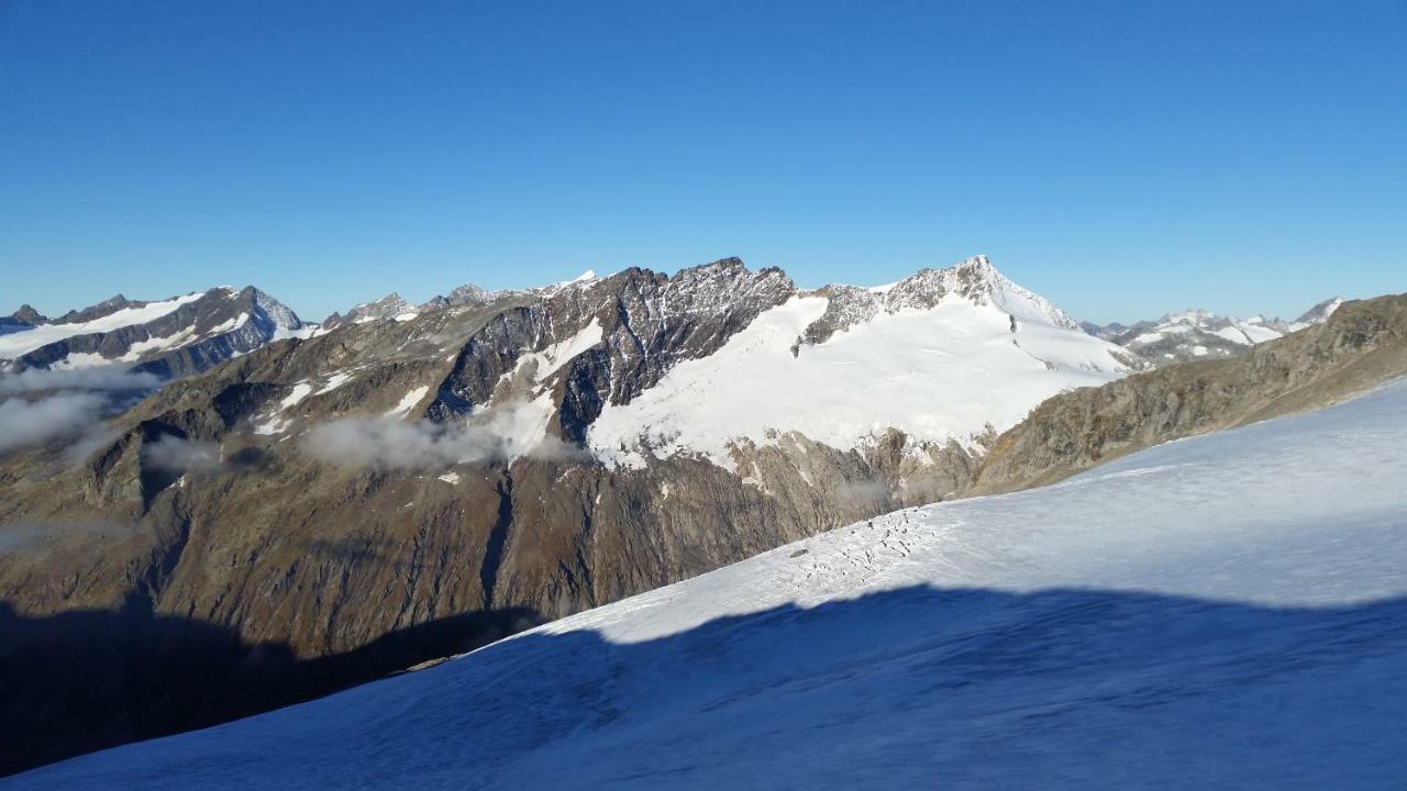 Gastehaus Hanser Kals-am Großglockner Buitenkant foto