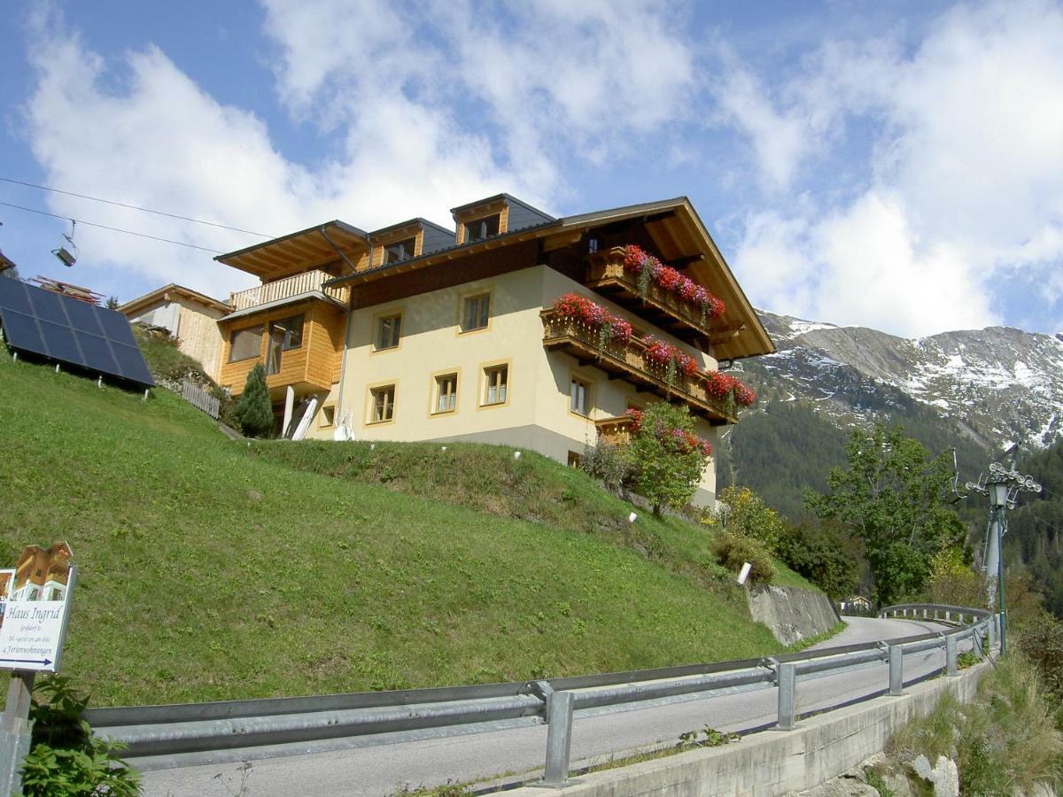 Gastehaus Hanser Kals-am Großglockner Buitenkant foto